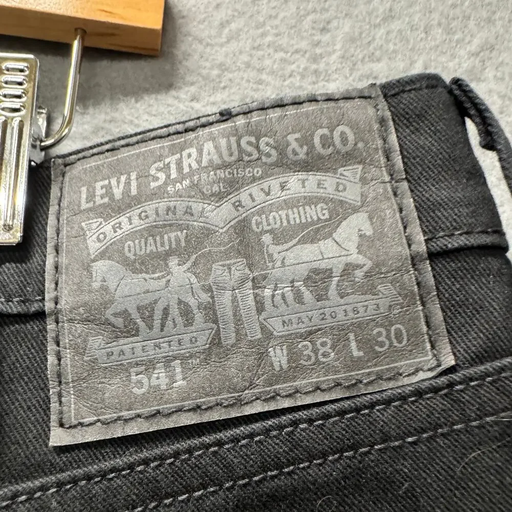 Levi's 541‎ Jeans Mens 38x30 (39x29 ACTUAL) Athletic Taper Black Denim